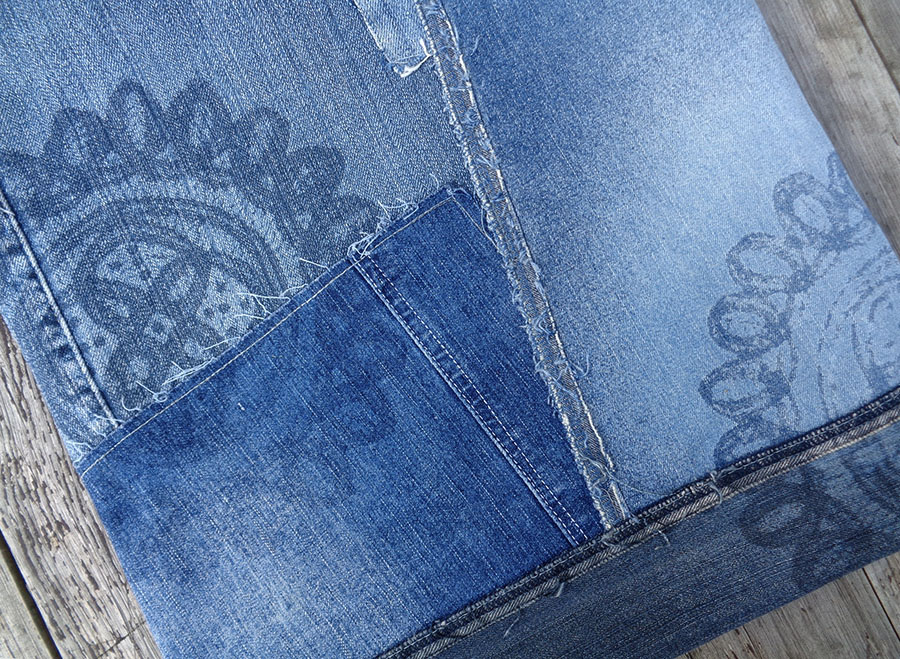 Denim beaching technique